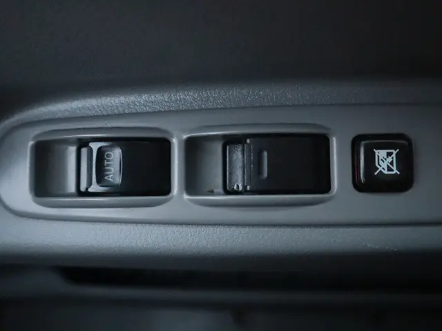 日野 デュトロ 2RG-XZU710M(2WD)の写真37