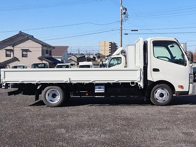 日野 デュトロ 2RG-XZU710M(2WD)の写真8