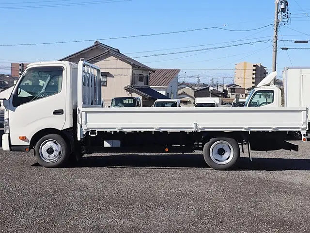 日野 デュトロ 2RG-XZU710M(2WD)の写真9