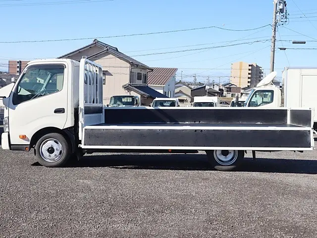 日野 デュトロ 2RG-XZU710M(2WD)の写真13