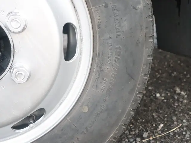 三菱 キャンター 2TG-FBA00(2WD)の写真22