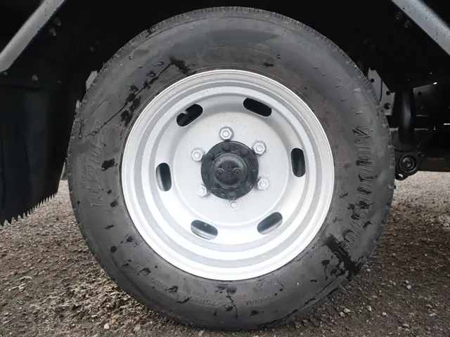 三菱 キャンター 2TG-FBA00(2WD)の写真30