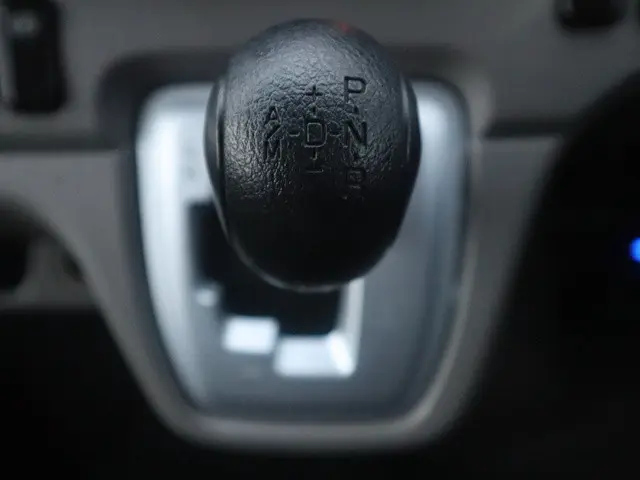 三菱 キャンター 2TG-FBA00(2WD)の写真36