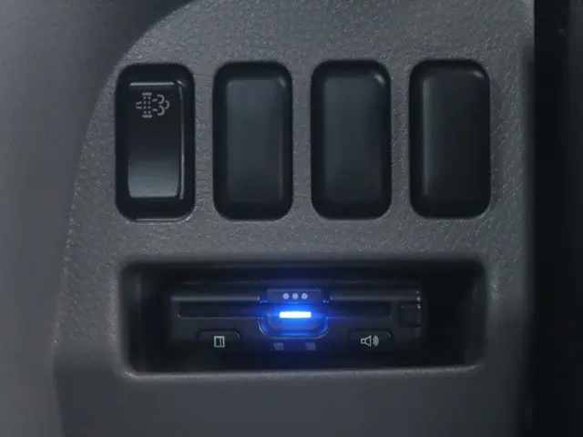 三菱 キャンター 2TG-FBA00(2WD)の写真38