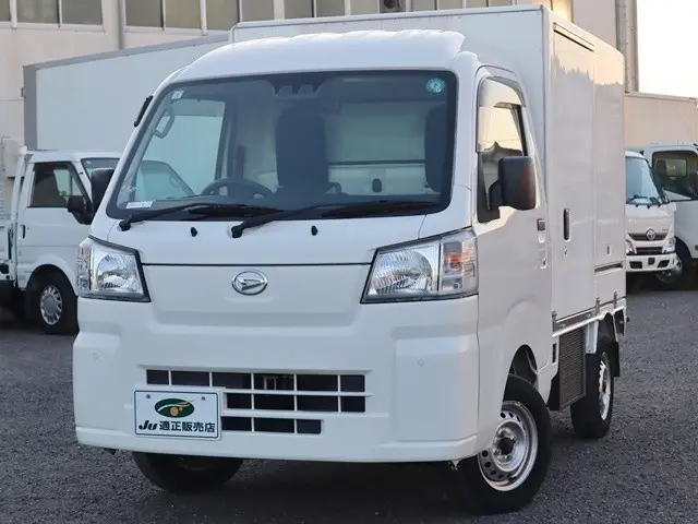 ダイハツ ハイゼットトラック 3BD-S500P(2WD)の写真2