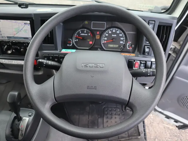 いすゞ エルフ TRG-NJR85A(2WD)の写真42