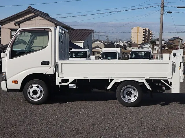 トヨタ ダイナ ABF-TRY220(2WD)の写真9