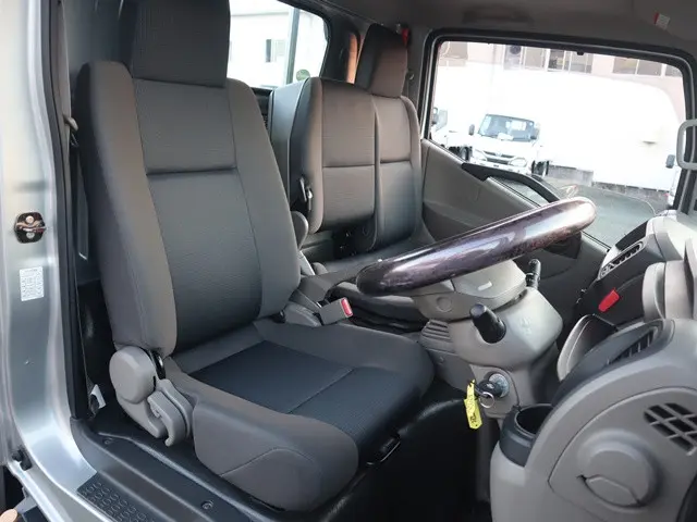 日産 アトラス CBF-SQ2F24(2WD)の写真32