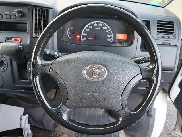 トヨタ タウンエーストラック DBF-S402U(2WD)の写真4