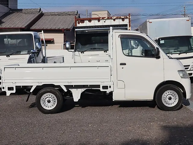 トヨタ タウンエーストラック DBF-S402U(2WD)の写真8