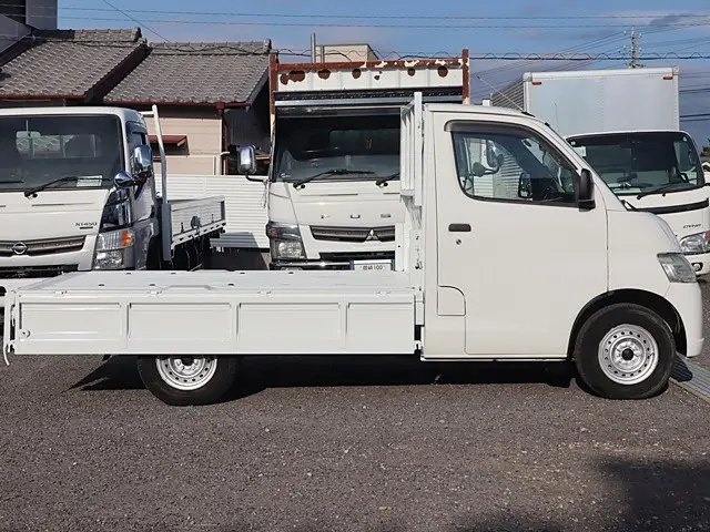 トヨタ タウンエーストラック DBF-S402U(2WD)の写真10