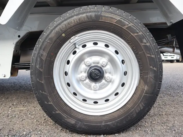 トヨタ タウンエーストラック DBF-S402U(2WD)の写真25