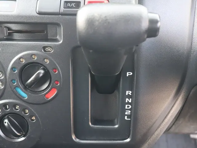 トヨタ タウンエーストラック DBF-S402U(2WD)の写真34