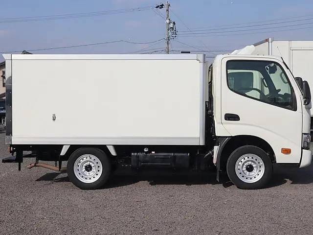 トヨタ ダイナ QDF-KDY221(2WD)の写真8