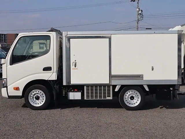 トヨタ ダイナ QDF-KDY221(2WD)の写真9
