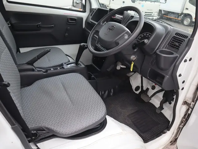 日産 クリッパートラック EBD-DR16T(2WD)の写真29