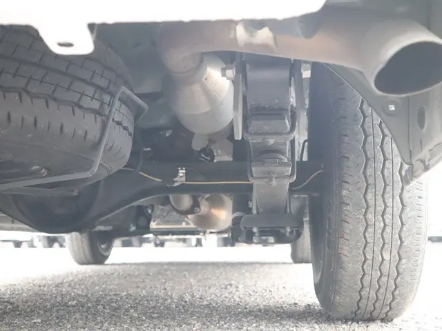 トヨタ ハイエースバン QDF-GDH201V(2WD)の写真32