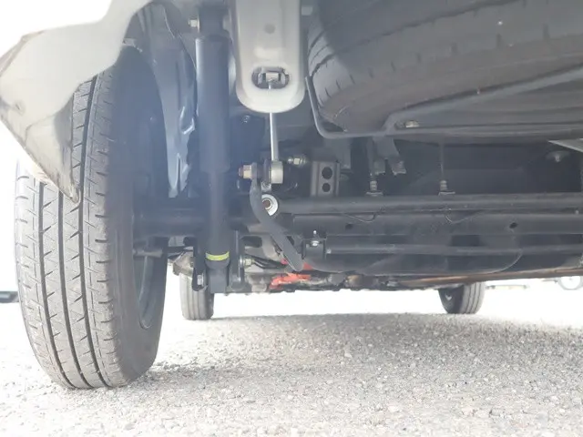 トヨタ プロボックスバン 6AE-NHP160V(2WD)の写真27