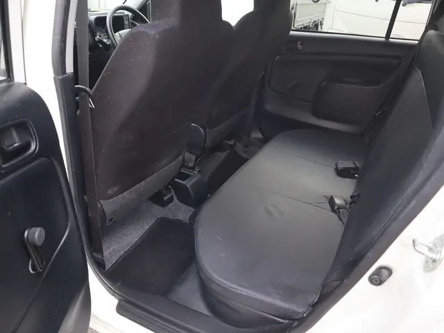 トヨタ プロボックスバン 6AE-NHP160V(2WD)の写真36