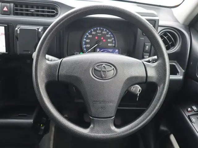 トヨタ プロボックスバン 6AE-NHP160V(2WD)の写真39