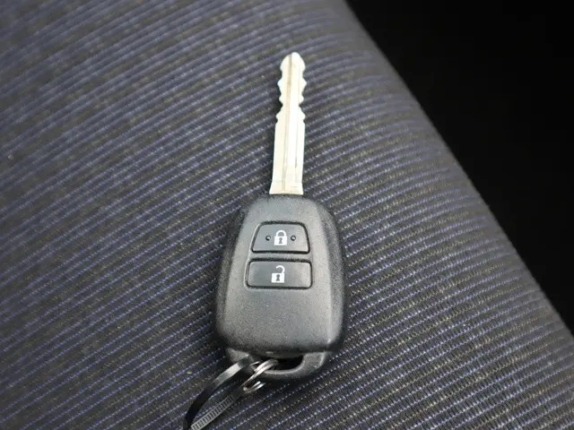 トヨタ プロボックスバン 6AE-NHP160V(2WD)の写真47