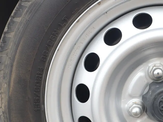 トヨタ プロボックスバン 6AE-NHP160V(2WD)の写真18