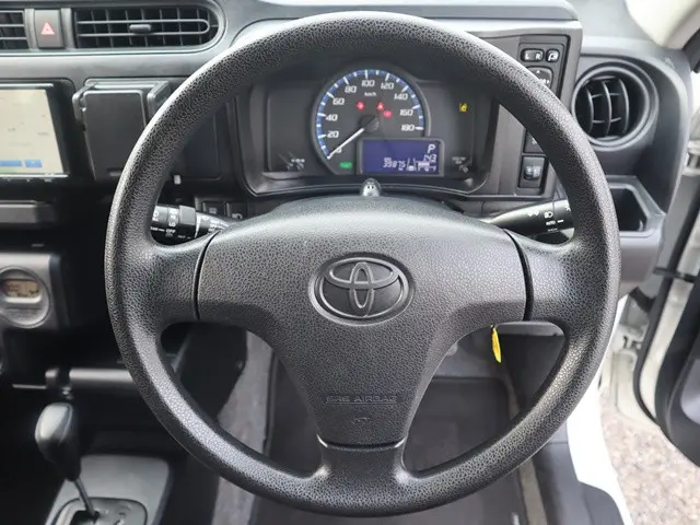 トヨタ プロボックスバン 6AE-NHP160V(2WD)の写真34