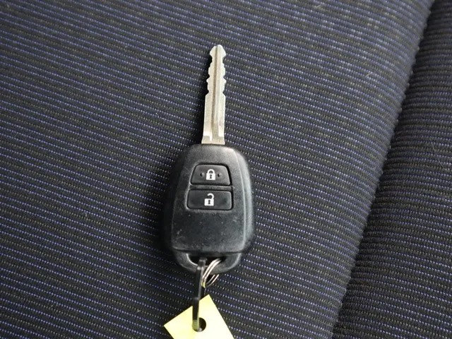 トヨタ プロボックスバン 6AE-NHP160V(2WD)の写真42