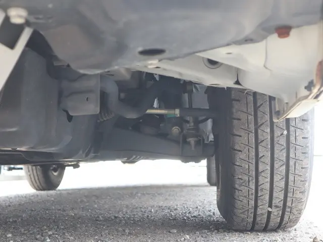 トヨタ ハイエースバン QDF-GDH201V(2WD)の写真26