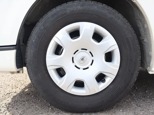 トヨタ ハイエースバン QDF-GDH201V(2WD)の写真27