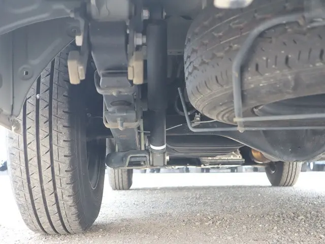 トヨタ ハイエースバン QDF-GDH201V(2WD)の写真29