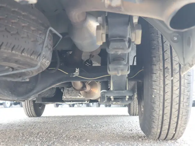 トヨタ ハイエースバン QDF-GDH201V(2WD)の写真30