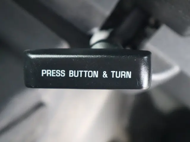 トヨタ ハイエースバン QDF-GDH201V(2WD)の写真41