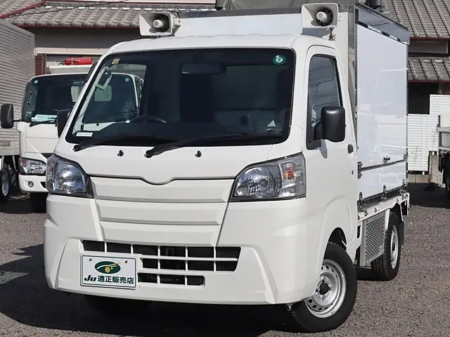ダイハツ ハイゼットトラック EBD-S510P(4WD)の写真2