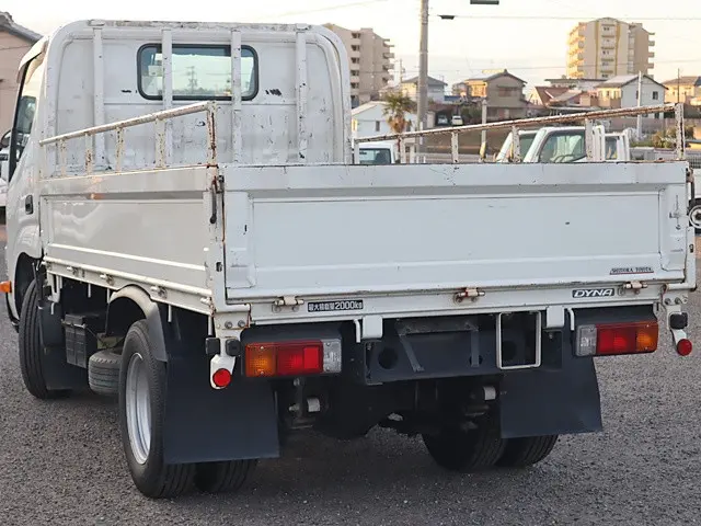 トヨタ ダイナ TKG-XZC600(2WD)の写真2