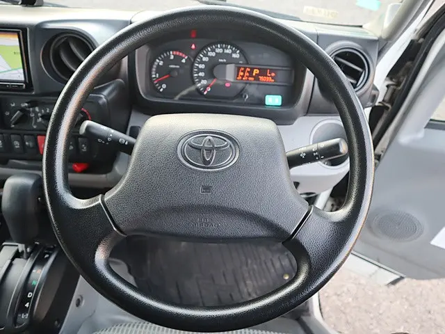 トヨタ ダイナ TKG-XZC600(2WD)の写真4