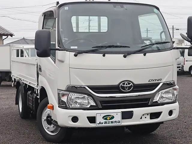 トヨタ ダイナ TKG-XZC600(2WD)の写真4