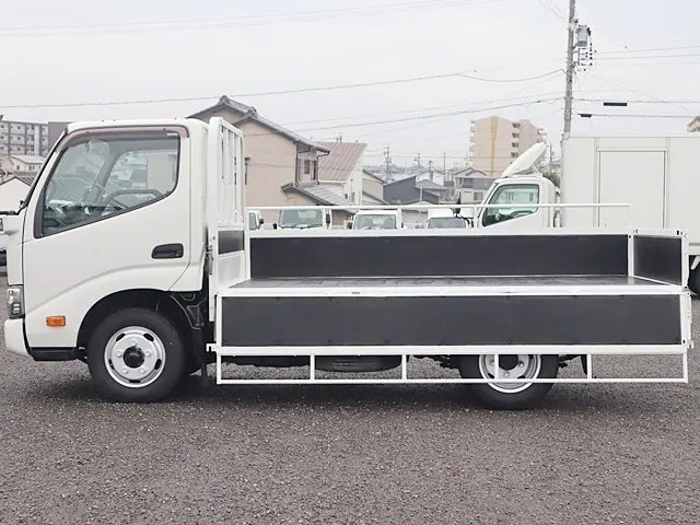 トヨタ ダイナ TKG-XZC600(2WD)の写真13