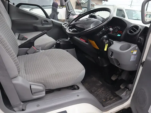 トヨタ ダイナ TKG-XZC600(2WD)の写真30