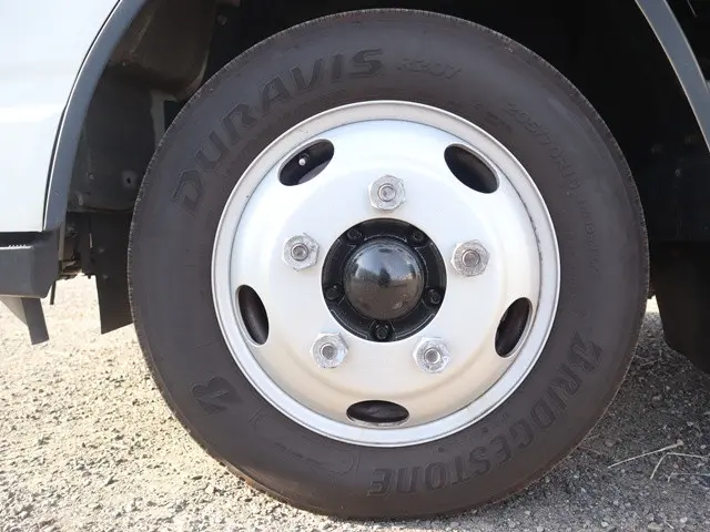 三菱 キャンター 2PG-FEAV0(2WD)の写真24