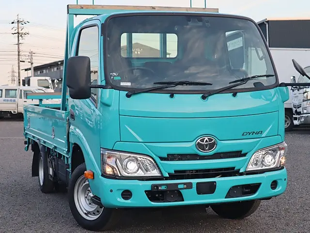 トヨタ ダイナ 2DG-GDY231(2WD)の写真2