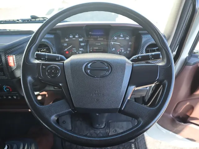 日野 レンジャー 2KG-FC2ABA(2WD)の写真40