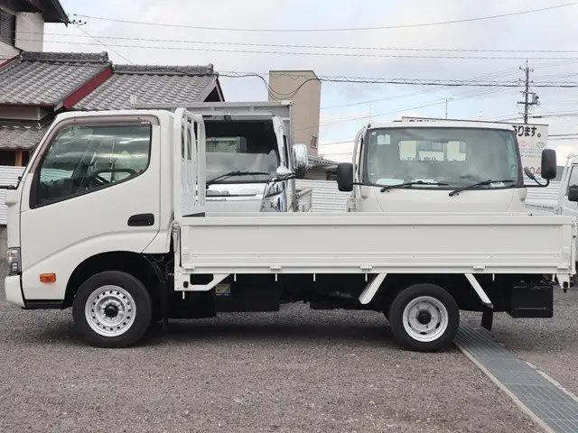 トヨタ ダイナ ABF-TRY230(2WD)の写真9