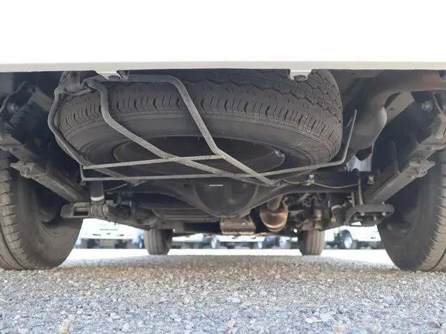 トヨタ ハイエースバン QDF-GDH201V(2WD)の写真20