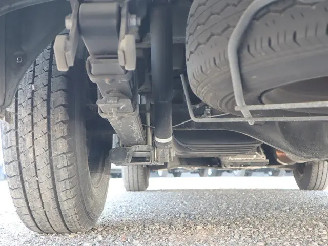 トヨタ ハイエースバン QDF-GDH201V(2WD)の写真27