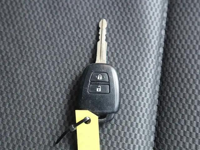 トヨタ ハイエースバン QDF-GDH201V(2WD)の写真41