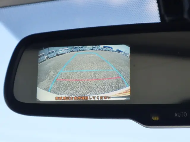 トヨタ ハイエースバン QDF-GDH201V(2WD)の写真19