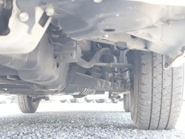 トヨタ ハイエースバン QDF-GDH201V(2WD)の写真28