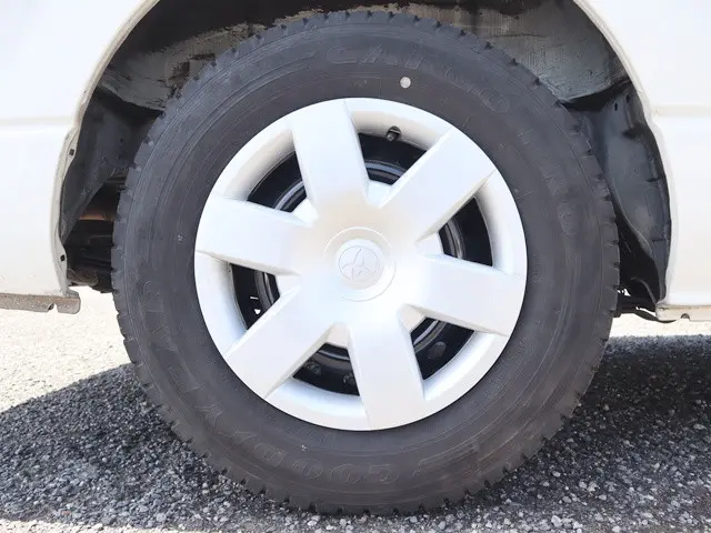 トヨタ ハイエースバン QDF-GDH201V(2WD)の写真33