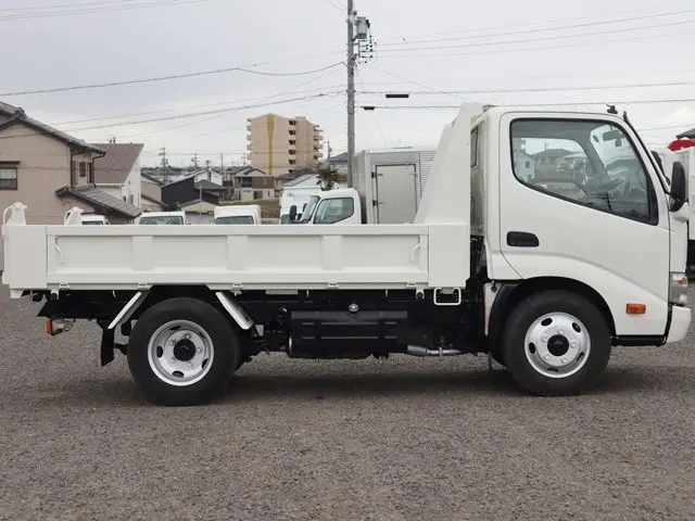 日野 デュトロ TKG-XZU620T(2WD)の写真8
